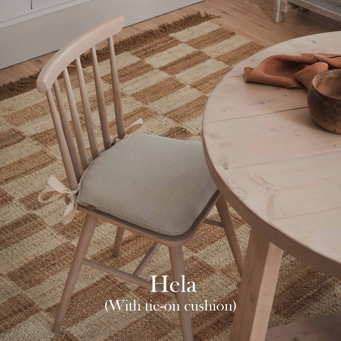 Tie-on Cushion for Hela & Knot