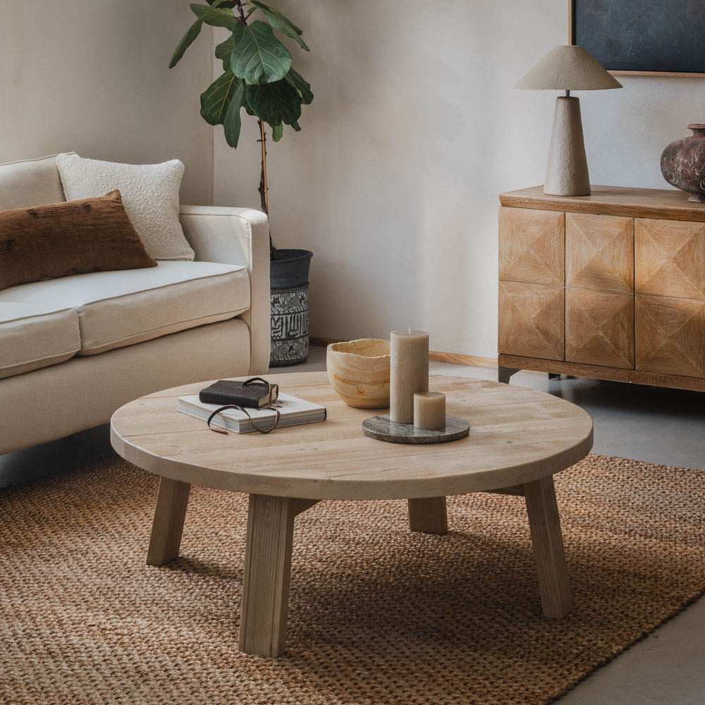 Heritage Round Coffee Table in solid wood