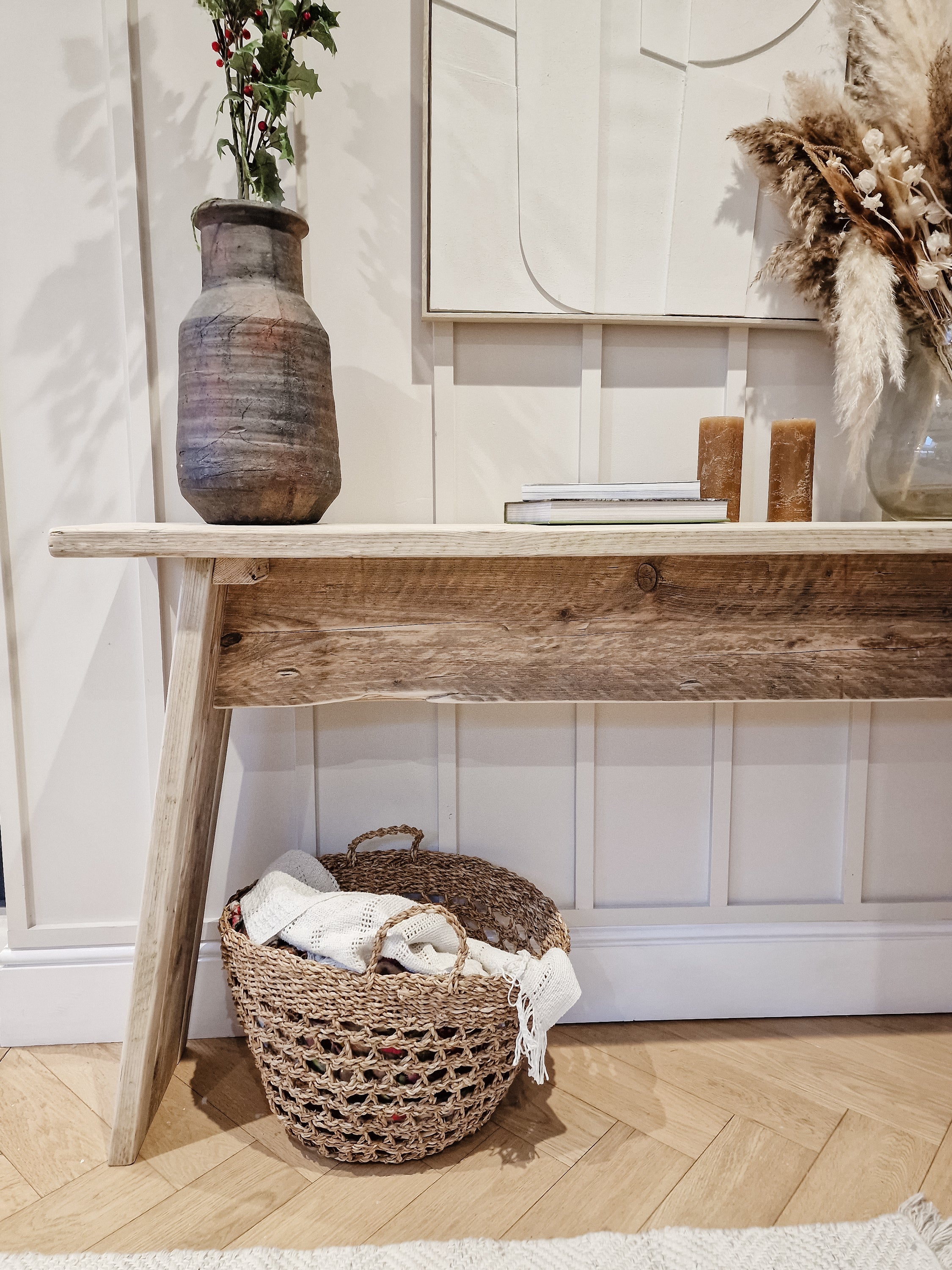 Isle Console Table